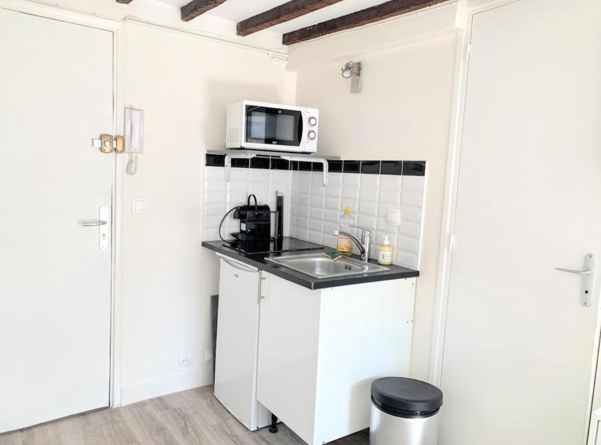 Appartamento Rue Du Faubourg Poissonniere Parigi Esterno foto